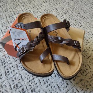 Aerothotic flatbed sandals